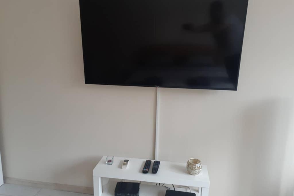 Apartman Mima Belgrado Esterno foto