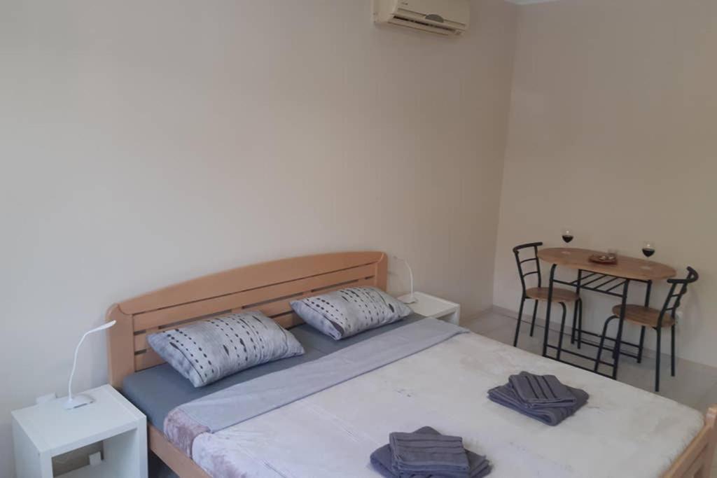 Apartman Mima Belgrado Esterno foto