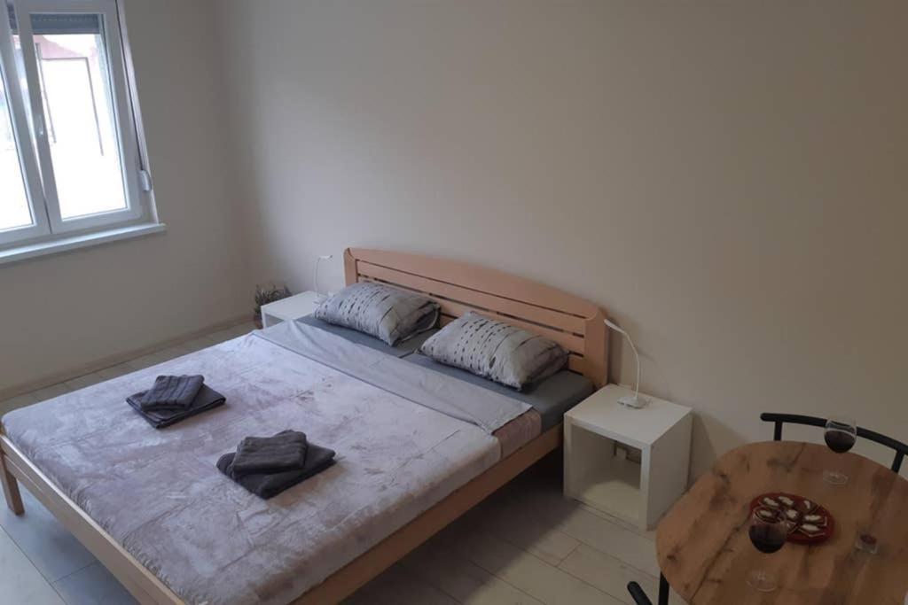 Apartman Mima Belgrado Esterno foto